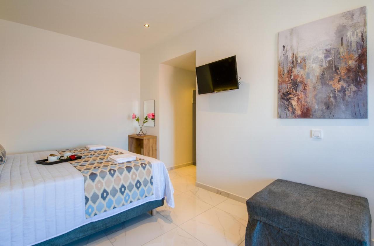 Apartment Linda Platanias *
